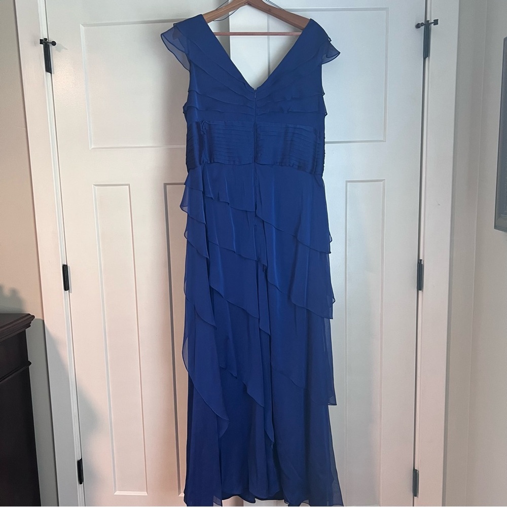 Adrianna Papell Royal Blue Layered Midi Dress, Size 18 - Picture 2 of 6